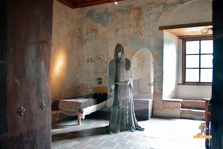 De Mochilazo Exconvento Franciscano Tzintzuntzan Michoacán Pueblo Mágico